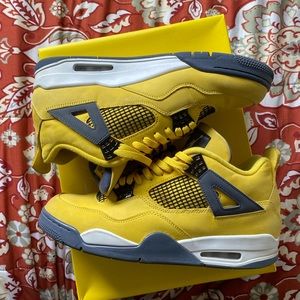 Jordan four lightning size 11 1/2 the color, yellow and black